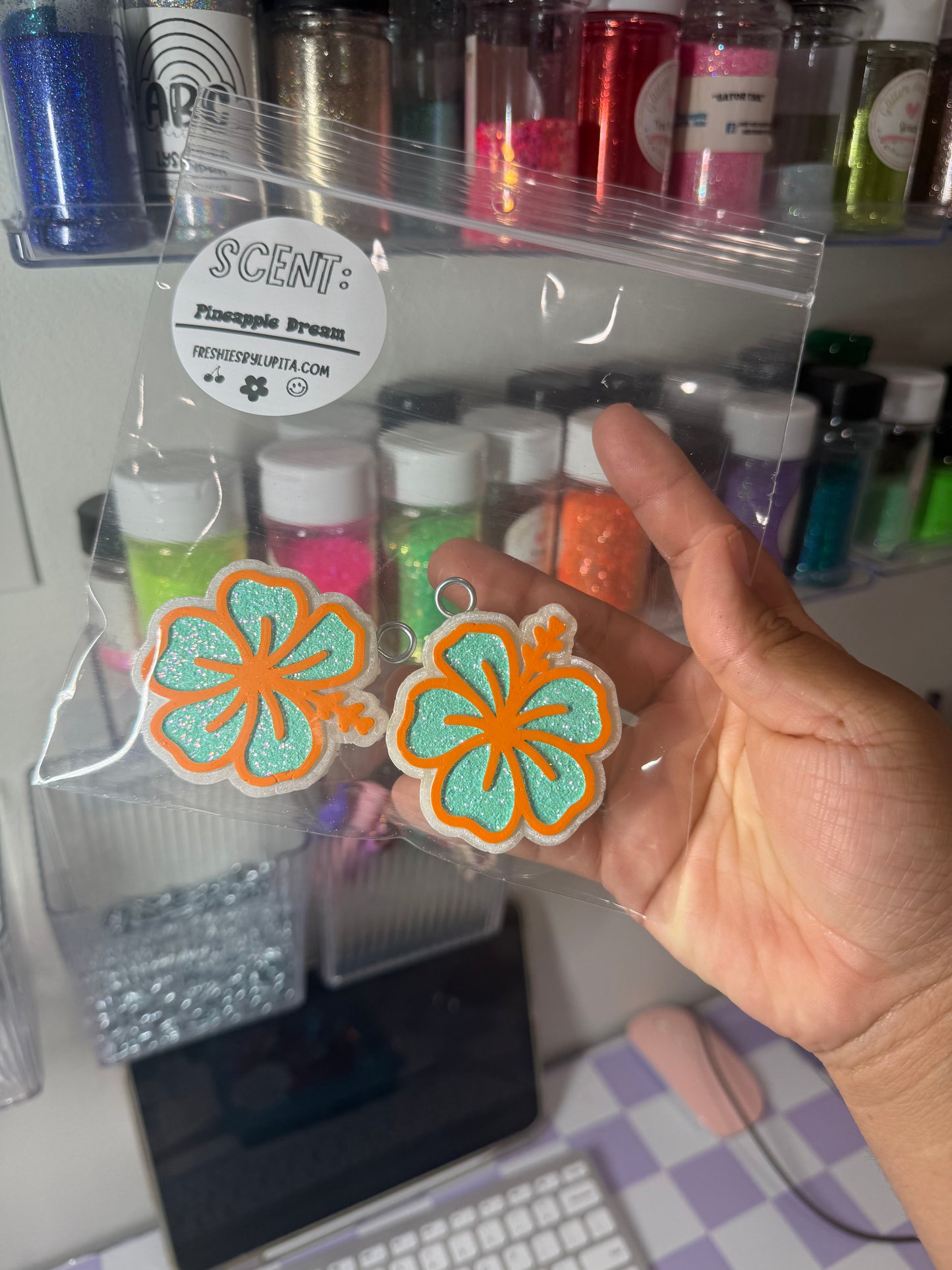Hibiscus Vents